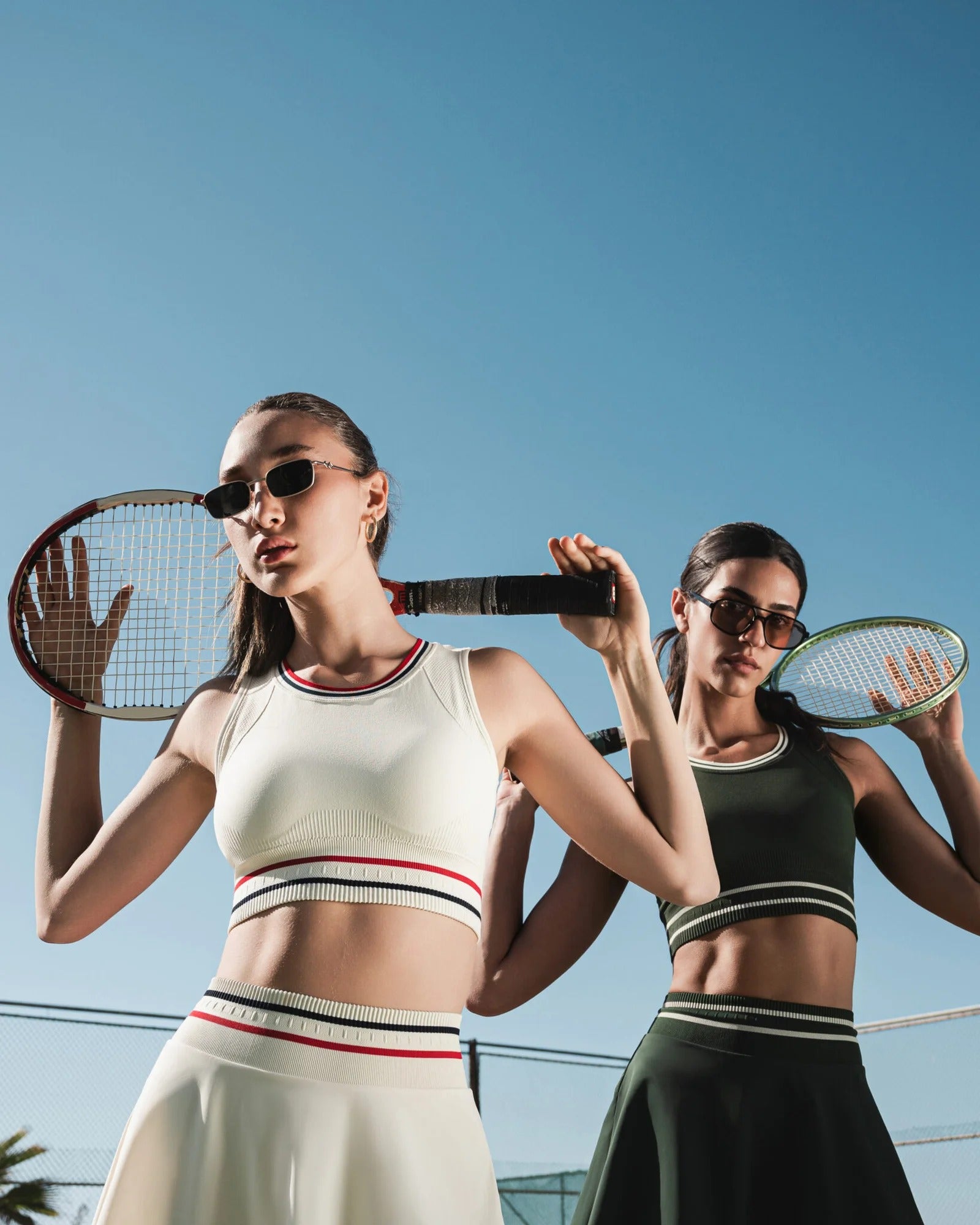 Ensemble Aryna Rétro Tennis &amp; Padel – Crème douce – Brassière Rembourrée + Jupe
