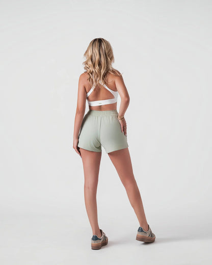 Ensemble Solène protection solaire : short vert et veste vert talc